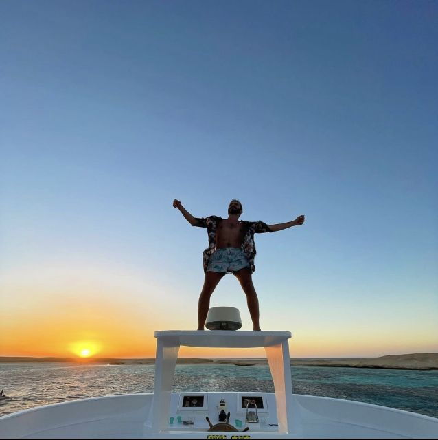 Hurghada: Luxury Yacht Trip With Your Own Crew and Chef - Yacht Experience