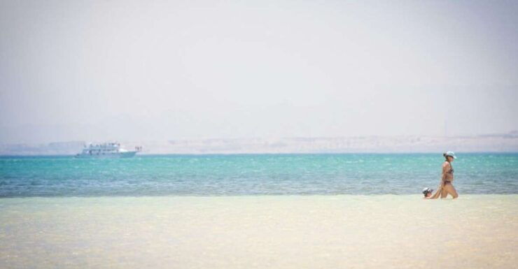 Hurghada: Orange Bay Boat Trip With Hotel Pickup - Booking and Payment Information