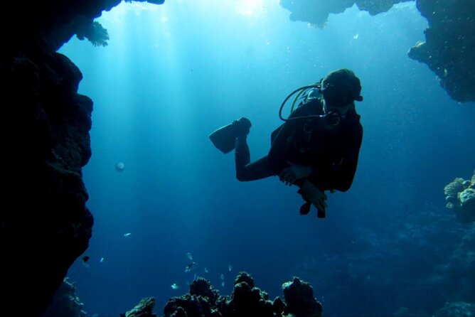 Hurghada Overnight From Luxor Including Snorkeling Tour - Booking Information