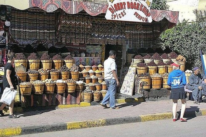 Hurghada Private Guided City Tour With Transport - Private Guide Included