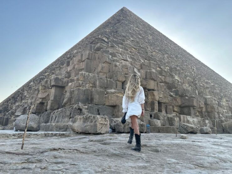 Hurghada: Private Tour to Pyramids of Giza & Saqqara - Tour Details