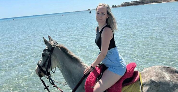 Hurghada: Red Sea Coast Horseback Riding Tour With Meal - Booking Details