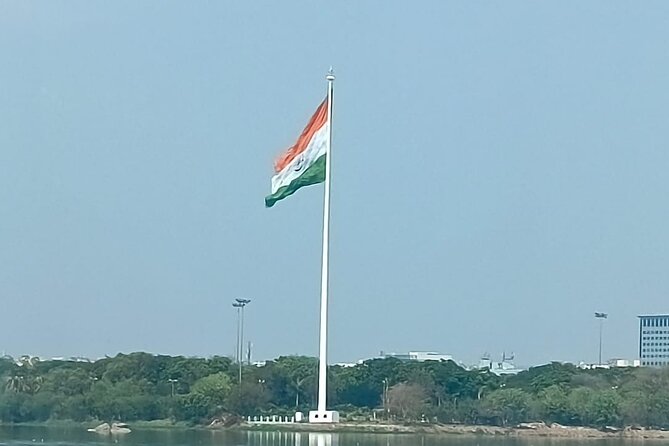 Hussain Sagar Lake Private Walking Tour in Hyderabad - What To Expect