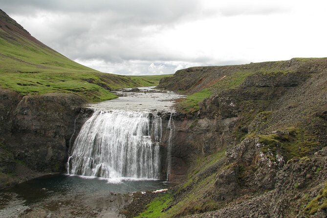 Hvalfjordur & Hvammsvik Hot Springs Private Tour - Exploring Hvammsvik Hot Springs
