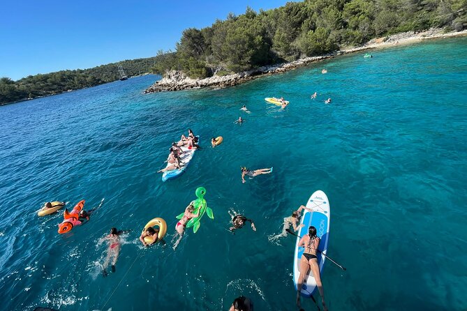 Hvar, Brač & Pakleni Islands Cruise With Lunch & Drinks From Split & Trogir - Important Reminders
