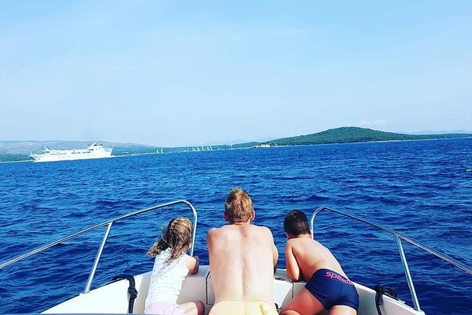 Hvar-Brac-Solta Speedboat Tour - Tour Inclusions