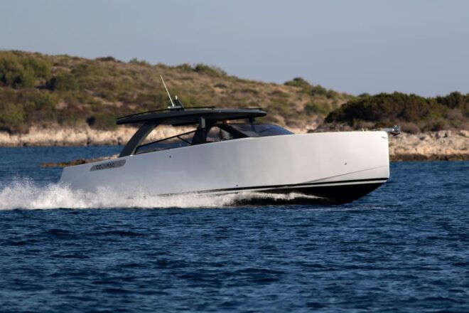 Hvar: Colnago 45 Speedboat Private Charter With Crew - Included Activities and Provisions
