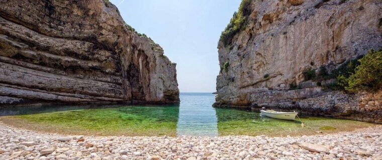 Hvar:Blue & Grenn Cave and Vis Island Private Speedboat Tour - The Experience from Tour Reviews