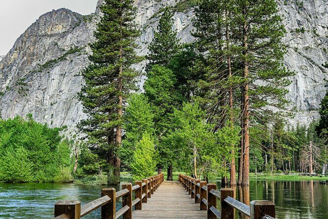 Hwy 140 Route Glacier Point and Yosemite Valley Small Group Tour - Exploring the Itinerary: What to Expect at Each Stop