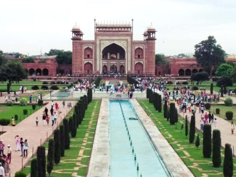 Hyderabad Agra Same Day Private Trip with return flights - Attractions in Detail