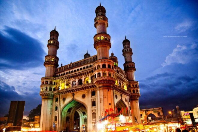 Hyderabad City Tour / Native English Speaker as Tour Guide - Participants and Date Selection