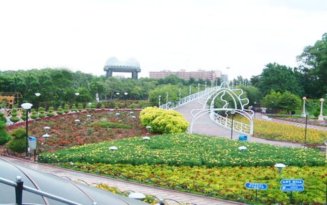 Hyderabad Evening Tour With Boat Ride, Laser Show & Dinner - Seamless Tour Logistics Included