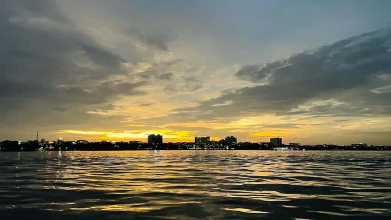 Hyderabad: Hussain Sagar Evening Tour with Ferry Ride - Practical Tips for Travelers