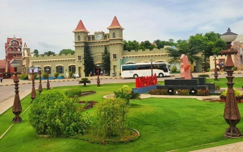 HYDERABAD RAMOJI FILM CITY TOUR - Exploring Ramoji Film City: What You Can Expect