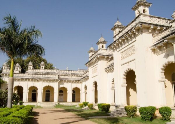 Hyderabad Shopping and Food Tasting Guided Half Day Tour - The Sum Up