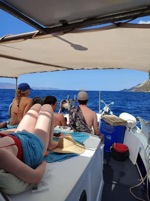 Hydra: Full-Day of Fishing and Boating with Optional Lunch - FAQ