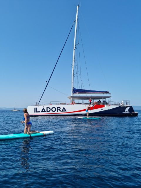 Hyères: Sunset Catamaran Cruise to Giens Peninsula - Exploring the Giens Peninsula by Catamaran