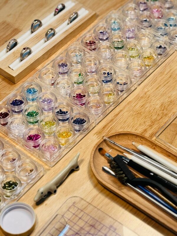 Hygge Workshop - Silver Ring & Silver Clay workshop at Kwun Tong - Choosing stones and deciding on a design