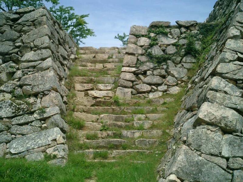 Hyogo: Takeda Castle Castle in Sky Mountain Hiking Tour - Practical Details and Tips