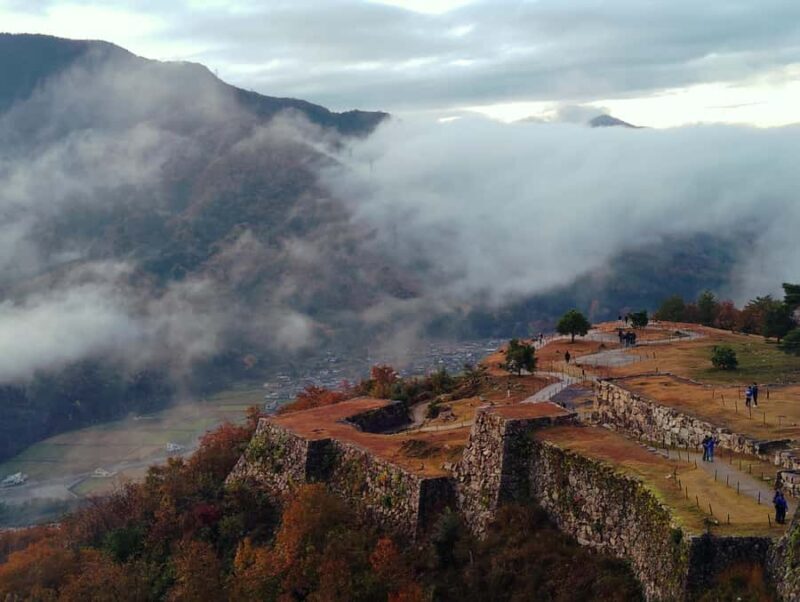 Hyogo: Takeda Castle Castle in Sky Mountain Hiking Tour - Introduction