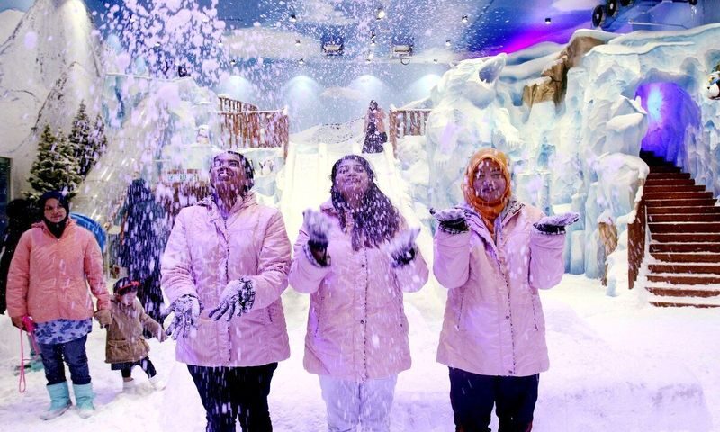 i-City Theme Park Ticket in Shah Alam - A theme park with snow, slides and night lights