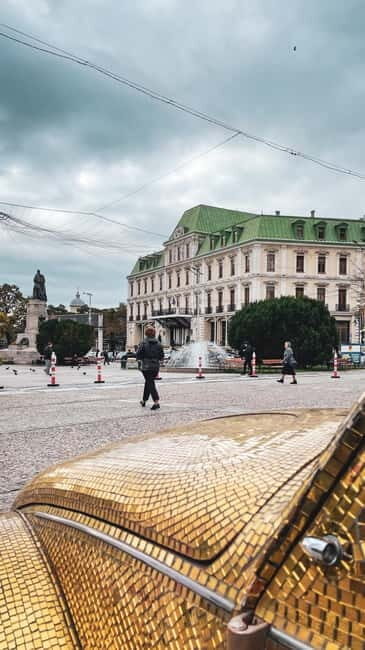 Iasi: Walking Tour with a local guide - A Closer Look at the Iasi Walking Tour