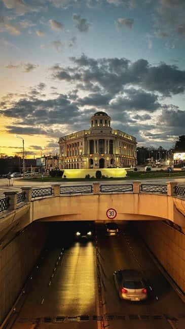 Iasi: Walking Tour with a local guide - Final Thoughts: Why This Tour Is a Solid Choice