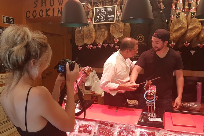 Iberian Ham and Wine Small Group Tour in Madrid - Viators Commitment to Quality and Service