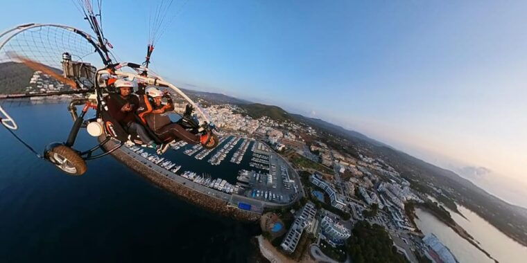 Ibiza: 25min Motorized Paragliding Flight - Daytime Itinerary
