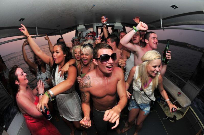 Ibiza: 3-Hour Private Sunset Boat Cruise for Large Groups - Activities and Amenities Included