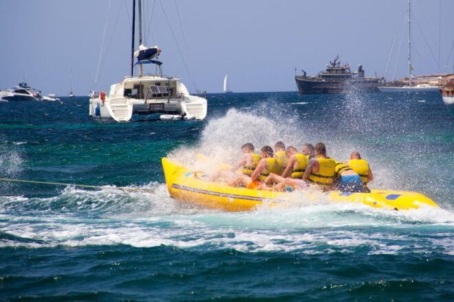 Ibiza: Banana Boat. Pure Adrenaline - Meeting Point and Location