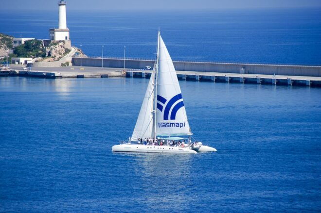 Ibiza: Catamaran Cruise to Formentera With Meal and Drinks - Highlights of the Experience