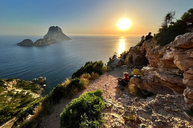Ibiza "Es Vedra Sunset" Tour - Date and Travelers