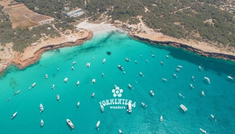 Ibiza: Formentera Wonders Cruise – Food, Drinks & Sports - Exciting Water Activities