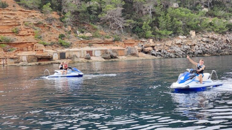 Ibiza Jet Ski Tour to Cala Salada From San Antonio - Group Size and Jet Ski Information