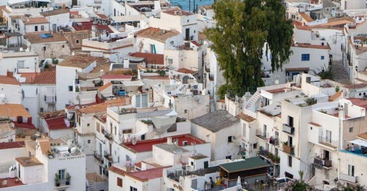Ibiza Old Town Private Guided Walking Tour - Historical Experience