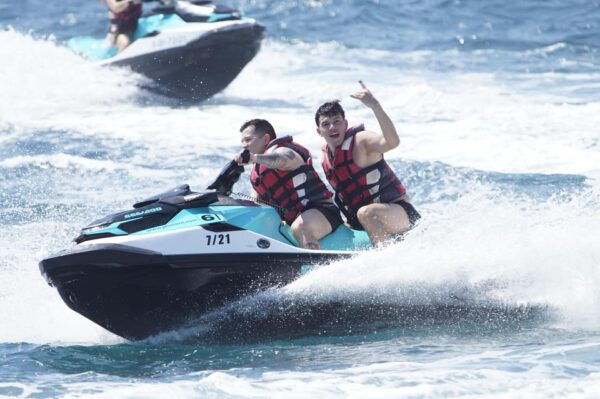 Ibiza Pack (Parasailing + Jetski 30 Minutes) - Frequently Asked Questions