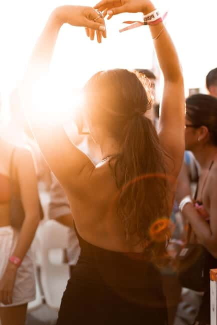 Ibiza: Party Boat w/ Drinks, Live Performances, DJ & Dancers - Practical Tips for a Great Experience