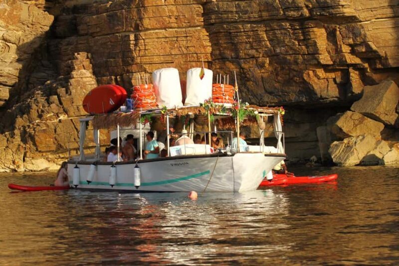 Ibiza: Sunset Boat Tour with Water Sports, Open Bar & Tapas - FAQ