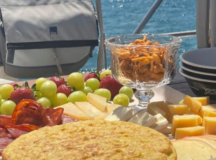 Ibiza: Sunset Boat Trip With Gourmet Appetizers & Champagne - Reservation & Cancellation