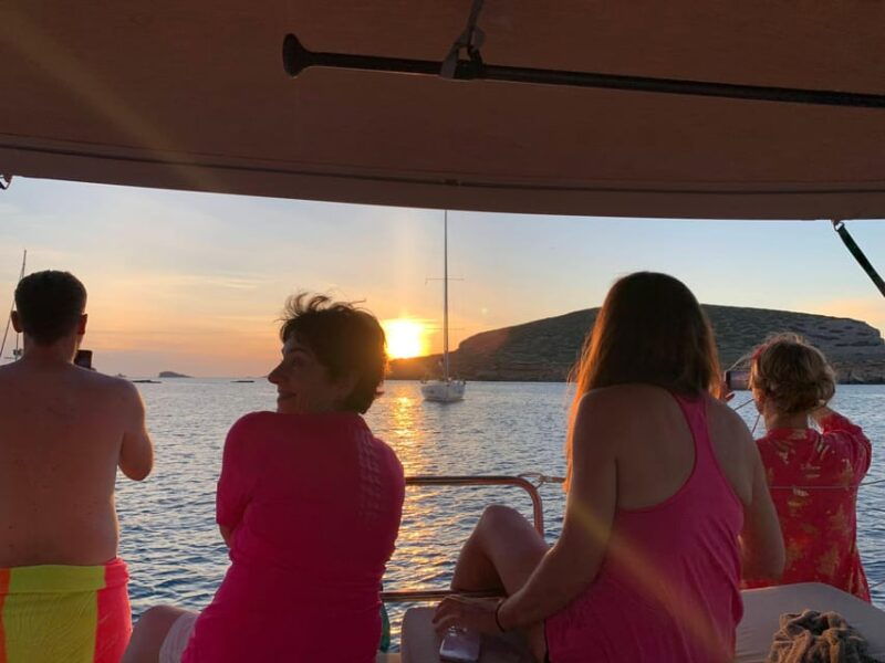 Ibiza: Sunset Sailing Tour With Wine - Good To Know