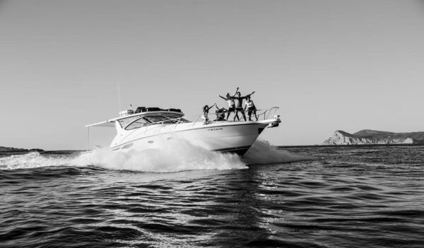 Ibiza Sunset VIP on a Private Boat for up to 10 People - Languages and Service