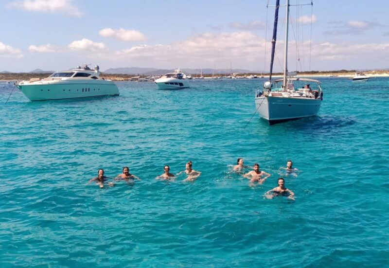 Ibiza to Formentera (Return); Day Charter on a Sailing Yacht - Key Points