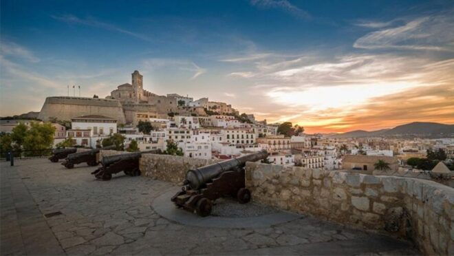 Ibiza: Town Bike Tour - Meeting Point and Important Information