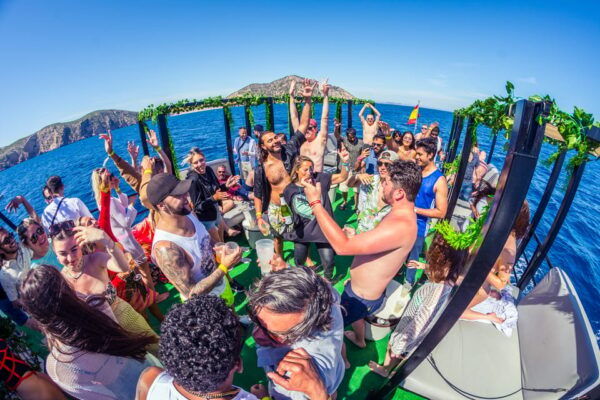 Ibiza: VIP Catamaran Party With Open Bar & Nightclub Tickets - Customer Reviews
