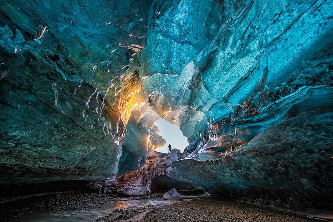 Ice Cave Tour in the National Park of Vatnajökull - Tour Experience