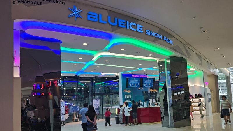 ICE SKATING Experience with Blue Ice Snow Park in Bukit Jalil - A cool break inside Pavilion Bukit Jalil