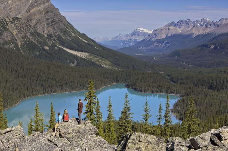 Icefield: Icefield Parkway, Bow Lakes & Peyto Lakes Day Tour - The Itinerary: A Journey Through Rocky Mountain Wonders