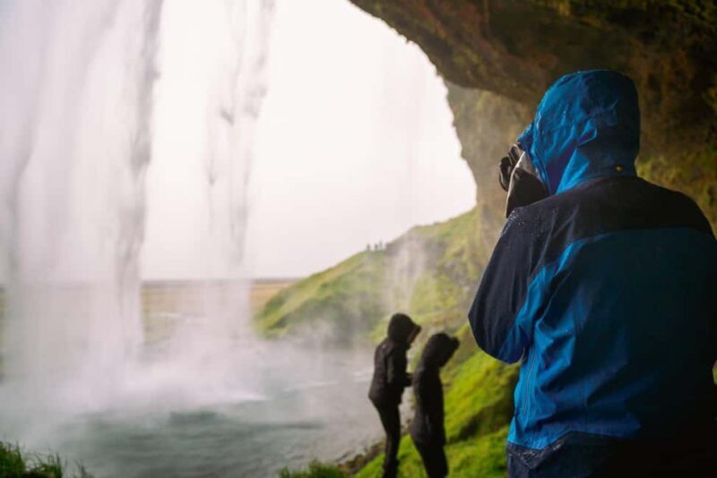 Iceland: 4-Day Ice Cave, Glacier Lagoon & Northern Lights - FAQ