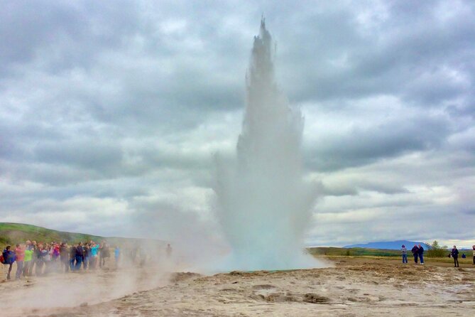 Iceland: Golden Circle PLUS Private Tour With Kerid Crater Entry - What To Expect